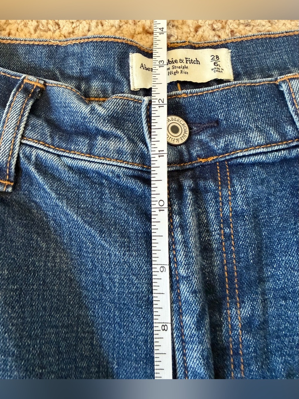 Abercrombie Curve Love Ultra High Rise Slim Straight Jeans, Size 28/6 Long - Picture 8 of 10